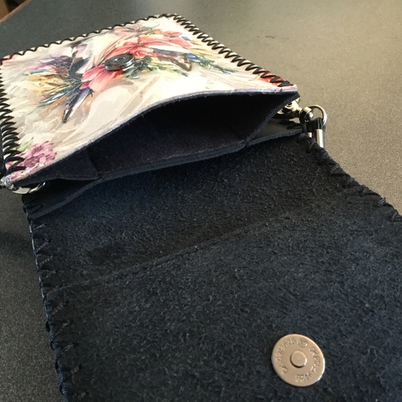 Tree of Life cross body bag for cell phone + cash - Picture 7 of 8